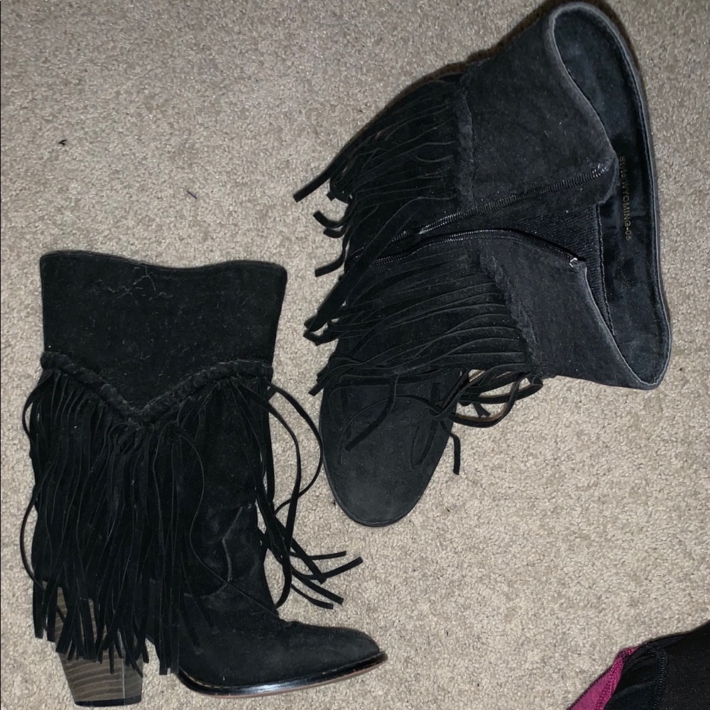 Black fringe booties